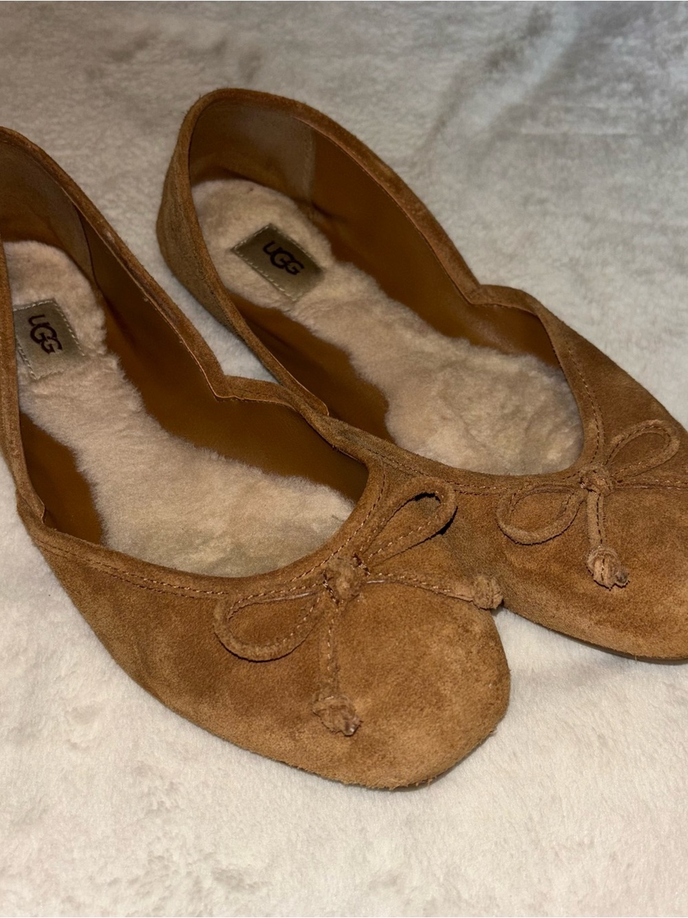 UGG Lena Flat 1098289 Chestnut Suede Shearling Lined Ballet Flats Bow Women’s 9